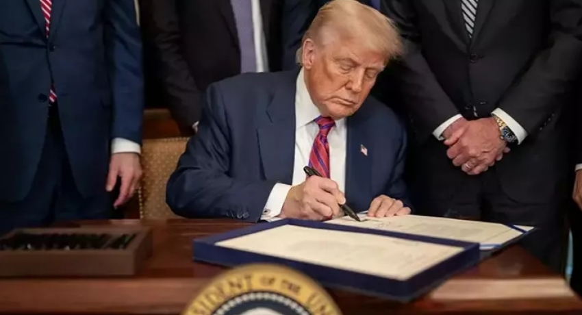 Trump'tan İran ile ticaret yapan ülkelere ek gümrük vergisi