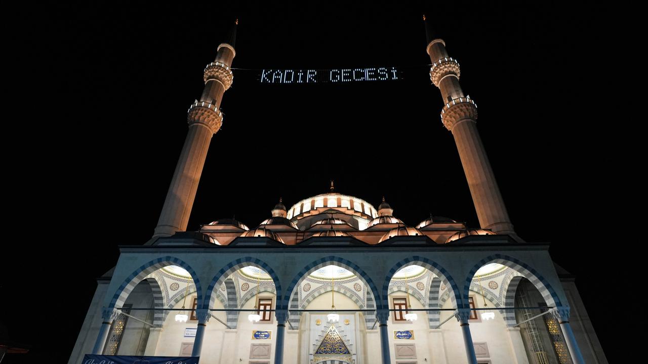 Kadir Gecesi bugün idrak edilecek