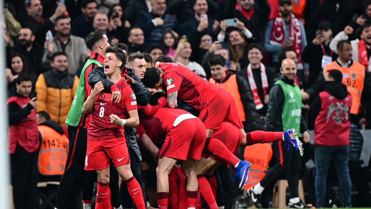 A Milli Futbol Takımı, Dünya Kupası'na bir adım uzakta