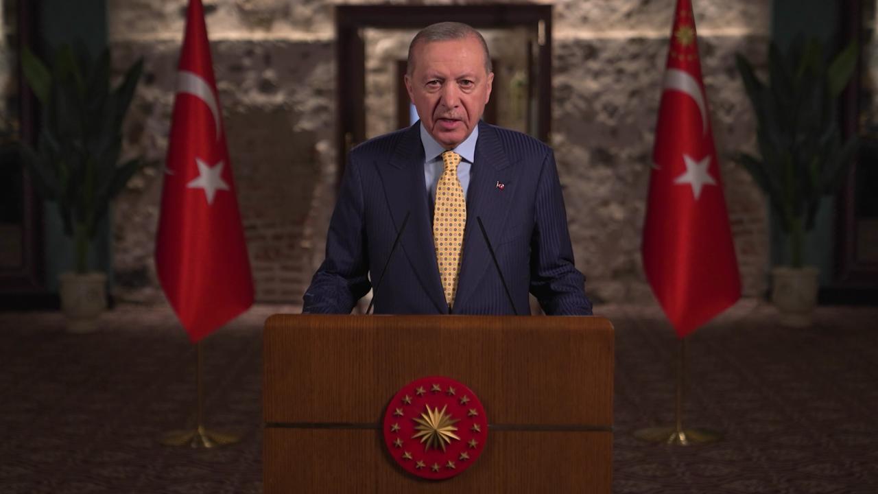 Cumhurbaşkanı Erdoğan: Türkiye emin ellerde, hedeflerine kararlılıkla ilerliyor