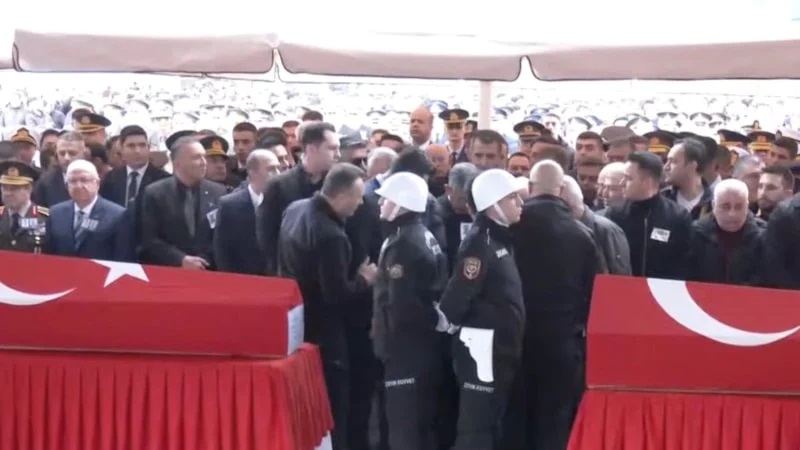 Katar'da düşen helikopterde şehit olanların naaşı yurda getirildi