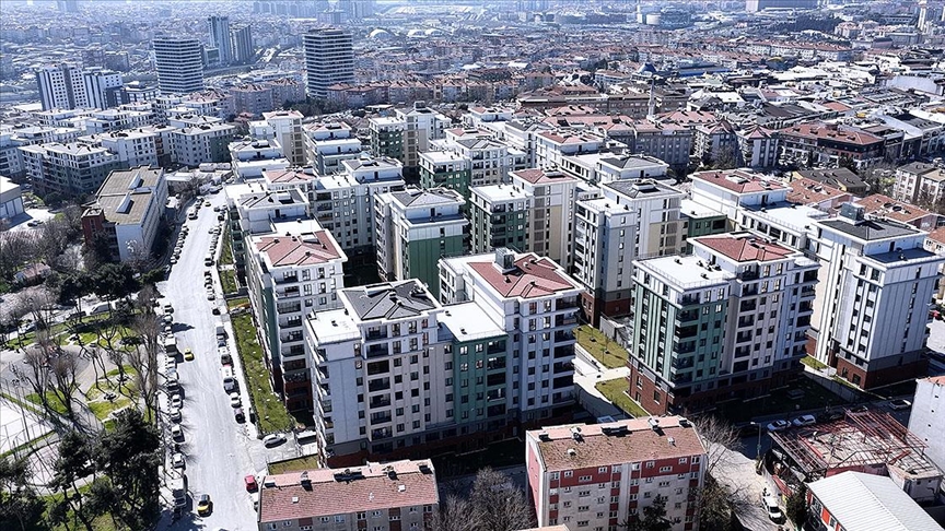 Bakan Kurum, kentsel dönüşümle yenilenen İstanbul'daki Tozkoparan Mahallesi'ni paylaştı