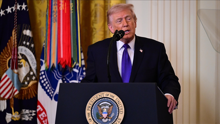 Trump'tan "İran Hürmüz Boğazı'nı kapatırsa ABD 20 kat daha sert karşılık verecek" tehdidi