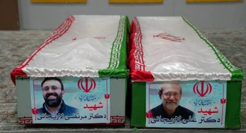 Ali Laricani için Tahran'da cenaze töreni düzenlendi