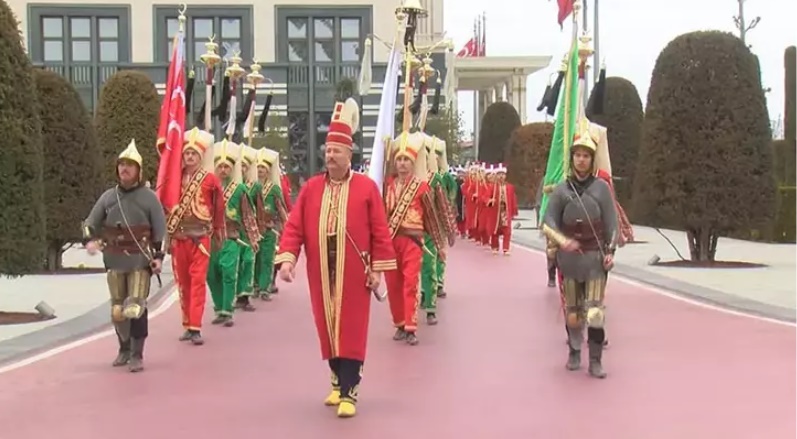 Cumhurbaşkanlığı Külliyesi'nde 'ramazan' korteji