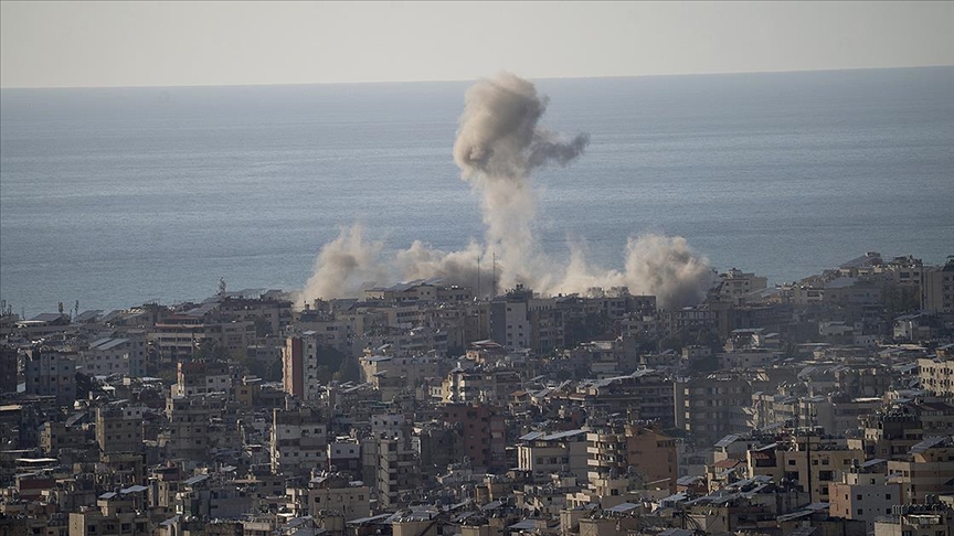 İsrail ordusunun Lübnan'ın güneyine düzenlediği saldırılarda 3 kişi hayatını kaybetti