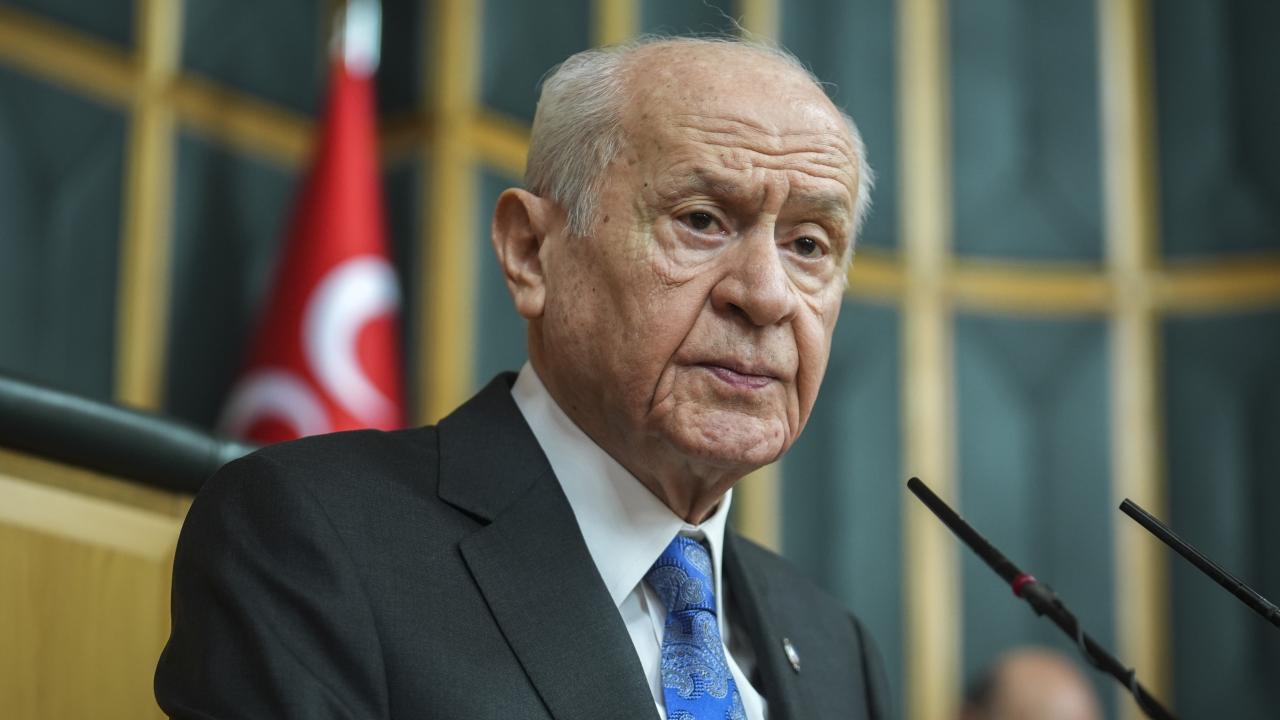 Devlet Bahçeli'den Özgür Özel'e: Seçim oyuncak değildir