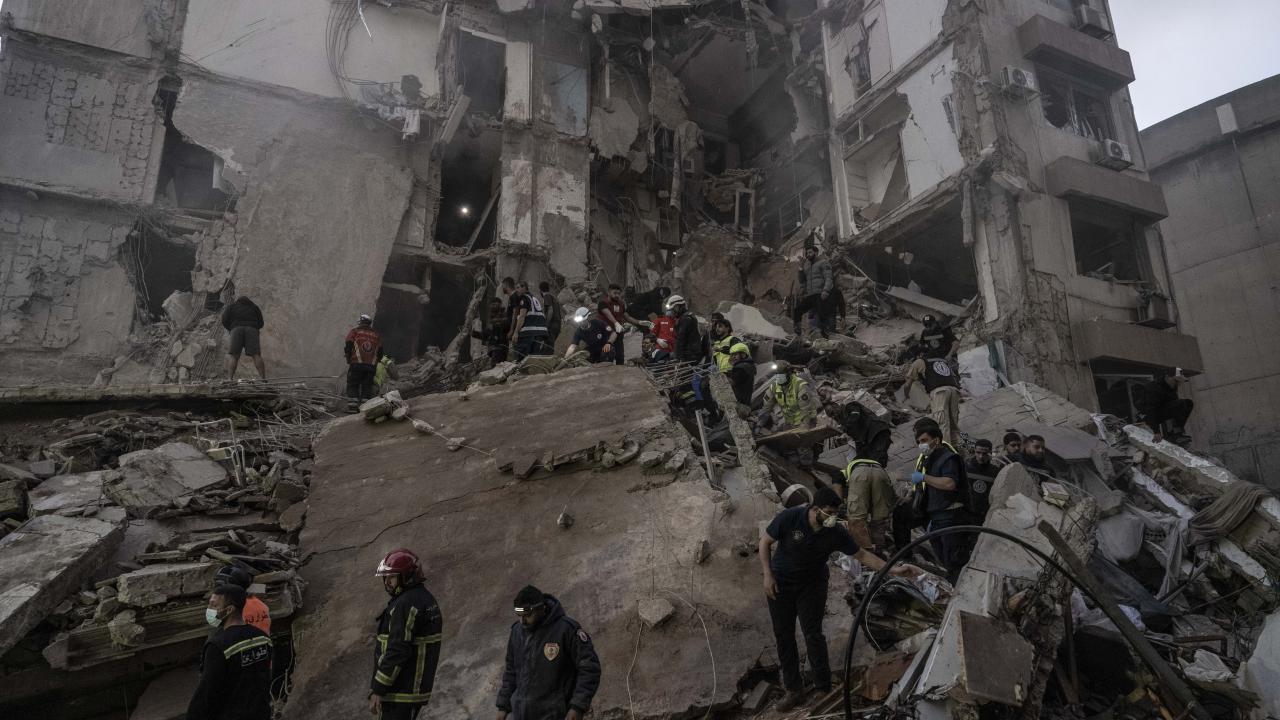 İsrail’in dün düzenlediği saldırılarda ölenlerin sayısı 303'e yükseldi