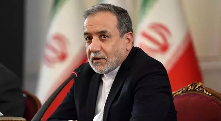 Arakçi, Katarlı mevkidaşı Al Sani ile görüştü