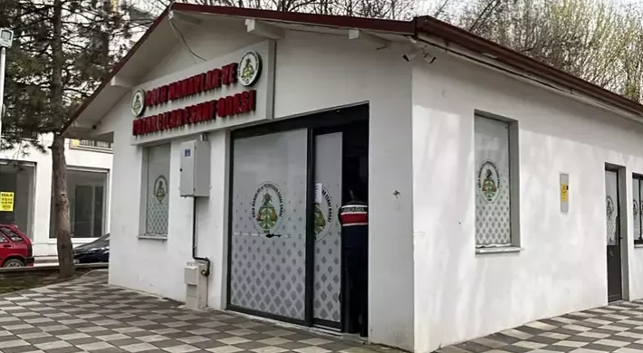 Bolu Belediyesi’ne yönelik soruşturma kapsamında jandarma 2 ayrı adreste arama yaptı