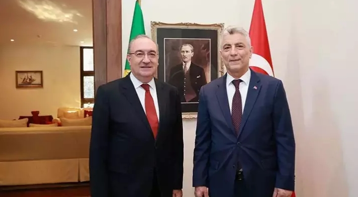 Ticaret Bakanı Ömer Bolat, Portekiz’de