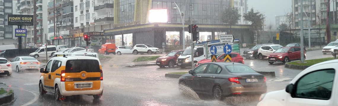 12 il için "sarı" uyarı: Kuvvetli yağışı dikkat