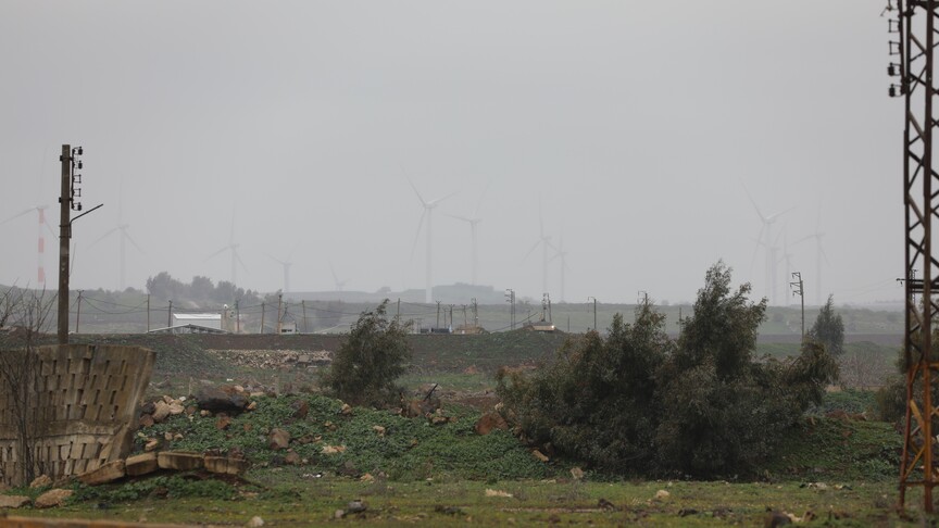 İsrail askerleri Suriye'nin Kuneytra ili kırsalına baskın düzenledi