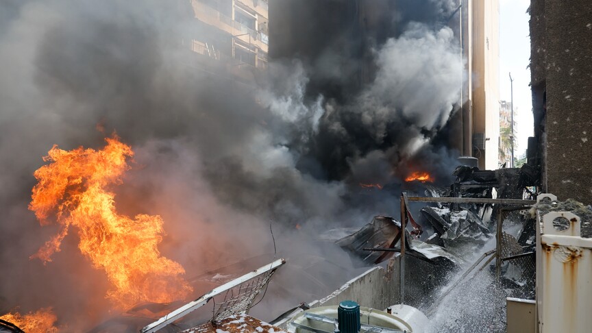 İsrail ordusu, son 24 saatte Lübnan'ın güneyinde 200 noktaya saldırı düzenledi