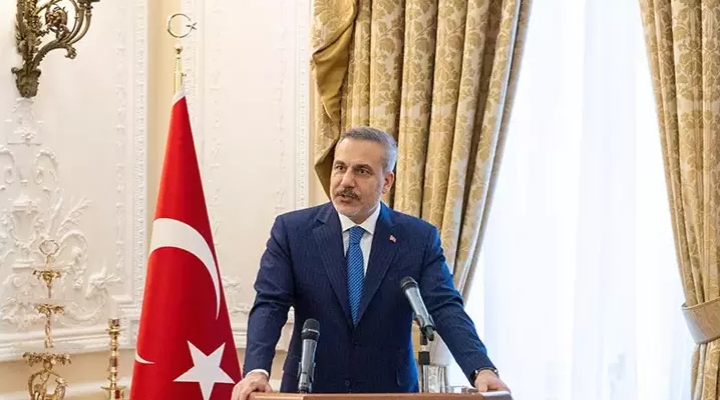 Dışişleri Bakanı Fidan, Londra’da Türk iş insanlarıyla buluştu