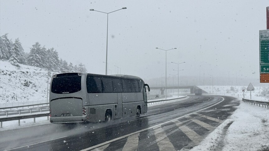 Bazı illerde kar etkili oldu