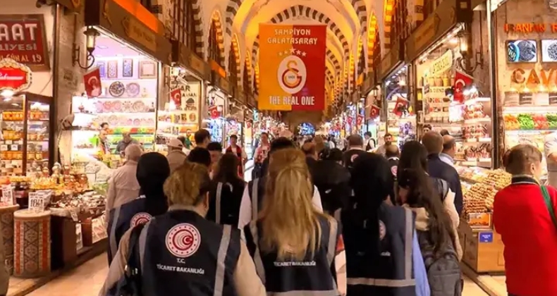 Kurban Bayram öncesi Mısır Çarşısı'nda 'fahiş fiyat' denetimi