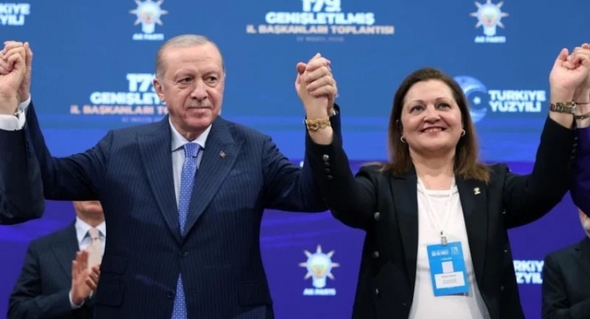 Burcu Köksal'ın ilk sözleri: Ailenin kutsallığına inananlarla yol yürüyeceğim