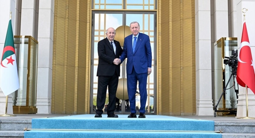Cumhurbaşkanı Erdoğan, Cezayir Cumhurbaşkanı Tebbun'u resmi törenle karşıladı