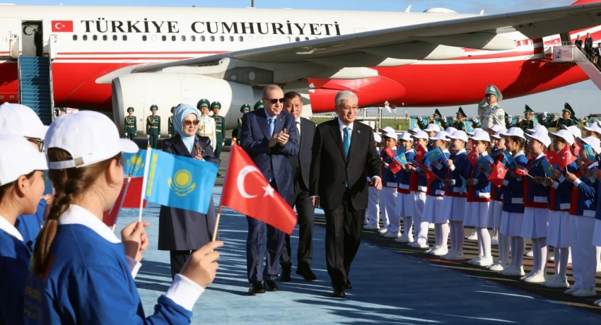Cumhurbaşkanı Erdoğan Kazakistan'da