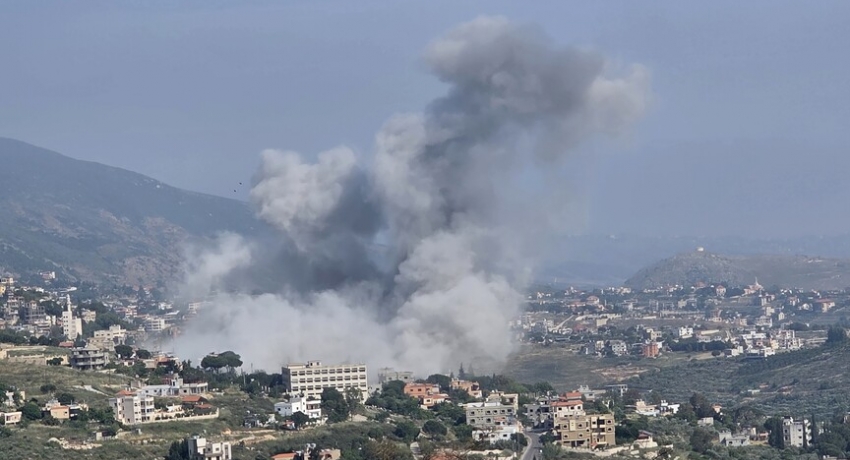 İsrail ordusu, Lübnan'ın Sur kentine yönelik hava saldırıları başlattı