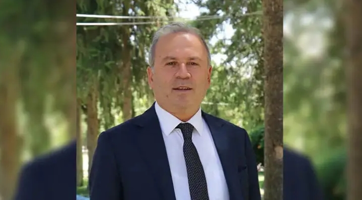 Zimmet davasında eski belediye başkanı dahil 3 sanığa hapis cezası