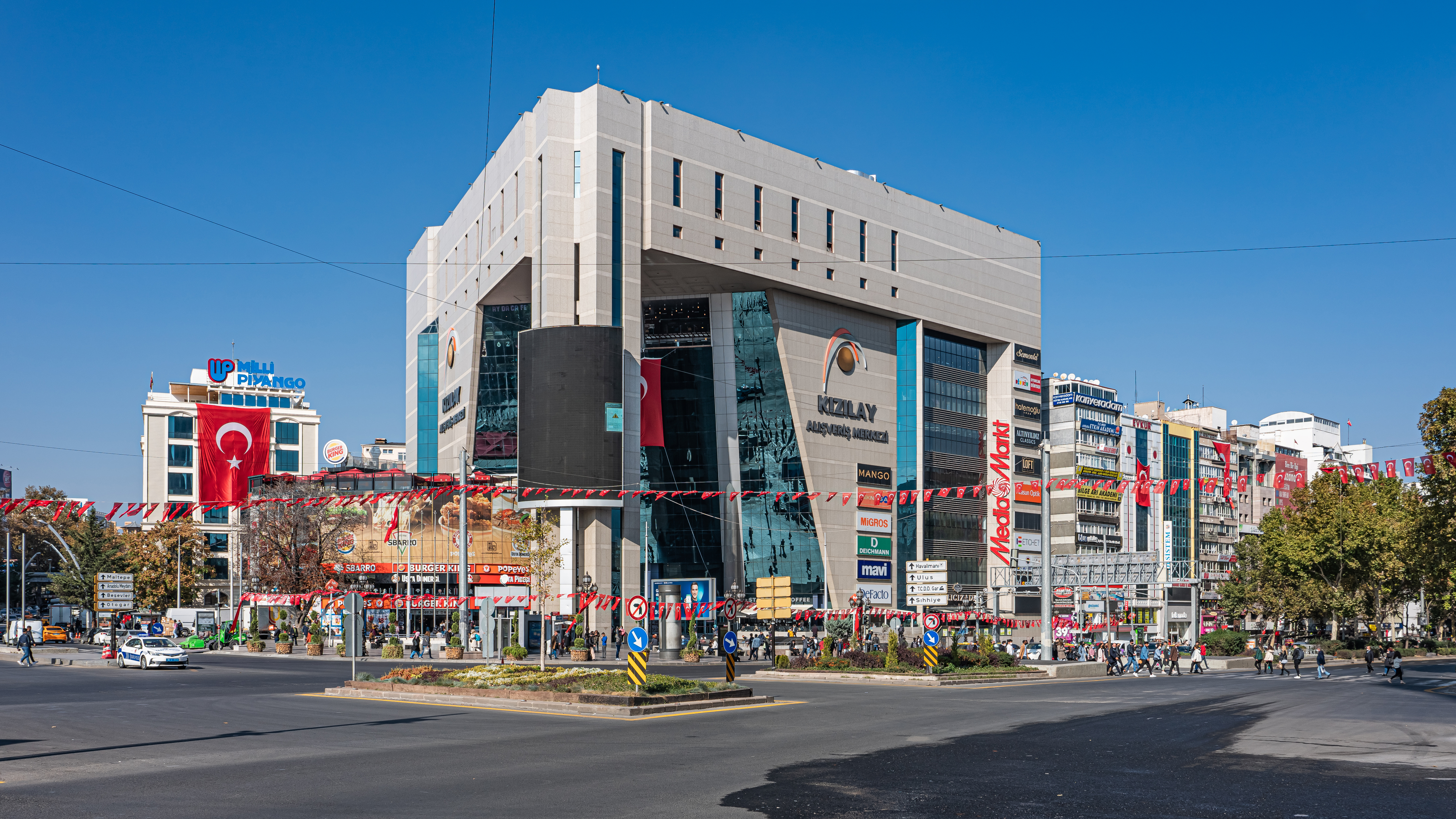 Ankara'da açık etkinlikler durduruldu