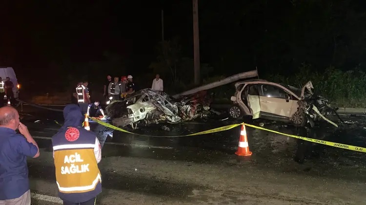 Karadeniz Sahil Yolu’nda zincirleme kaza: 3 ölü