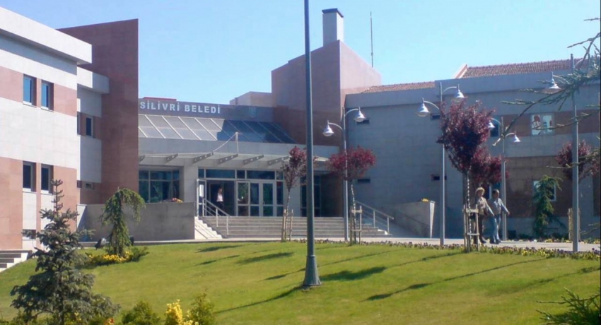 Silivri Belediyesine yolsuzluk operasyonu: 17 gözaltı