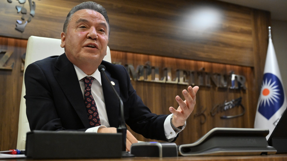 "Adaylık için İmamoğlu'na 5 milyon euro verdim"