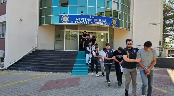 Nevşehir merkezli 19 ilde dolandırıcılığa 41 gözaltı