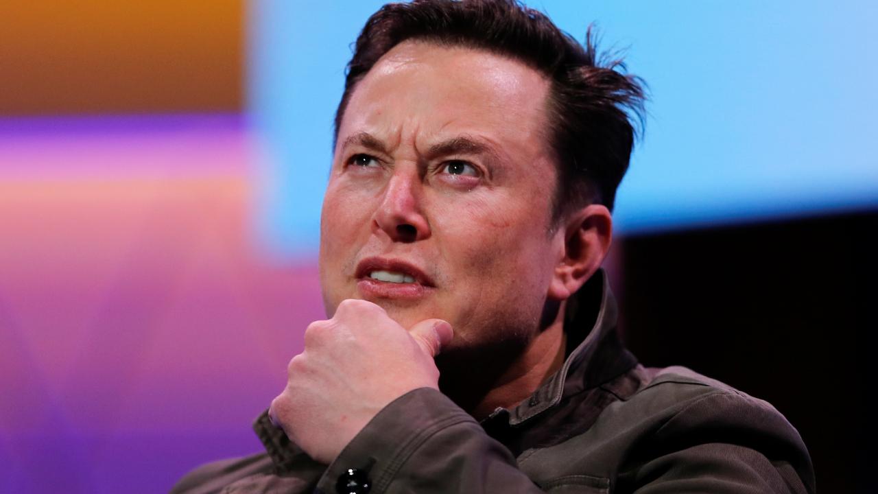 Elon Musk dünyanın ilk trilyoneri oluyor
