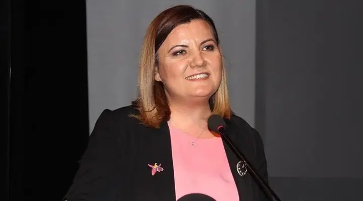 İzmit Belediyesi soruşturmasında özel kalem müdüründen şoföre: Daha para sayması bitmemiştir