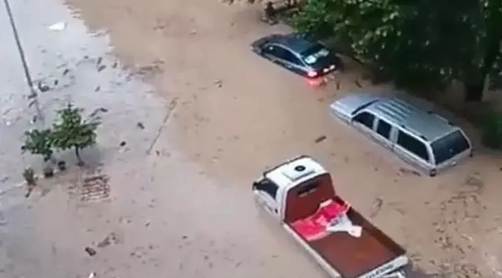 Kastamonu'da selin izleri siliniyor