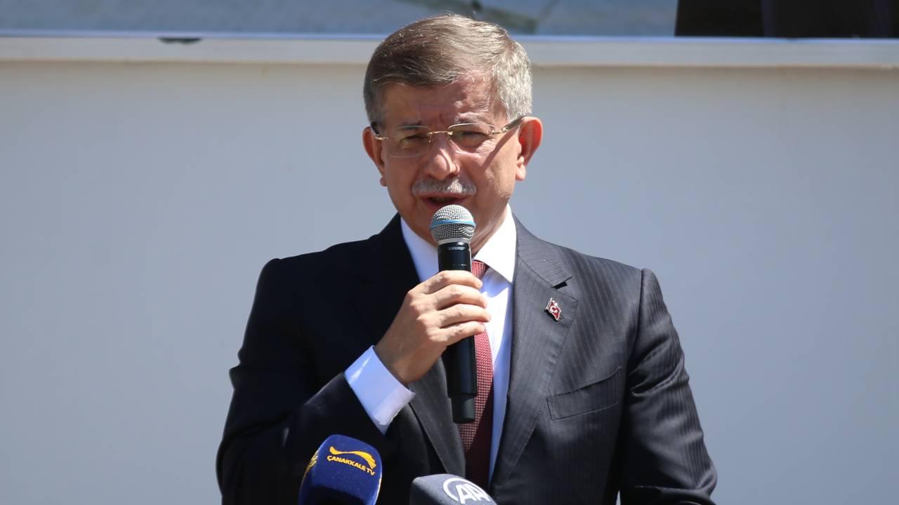 Ahmet Davutoğlu siyaseti bırakma kararı aldı iddiası