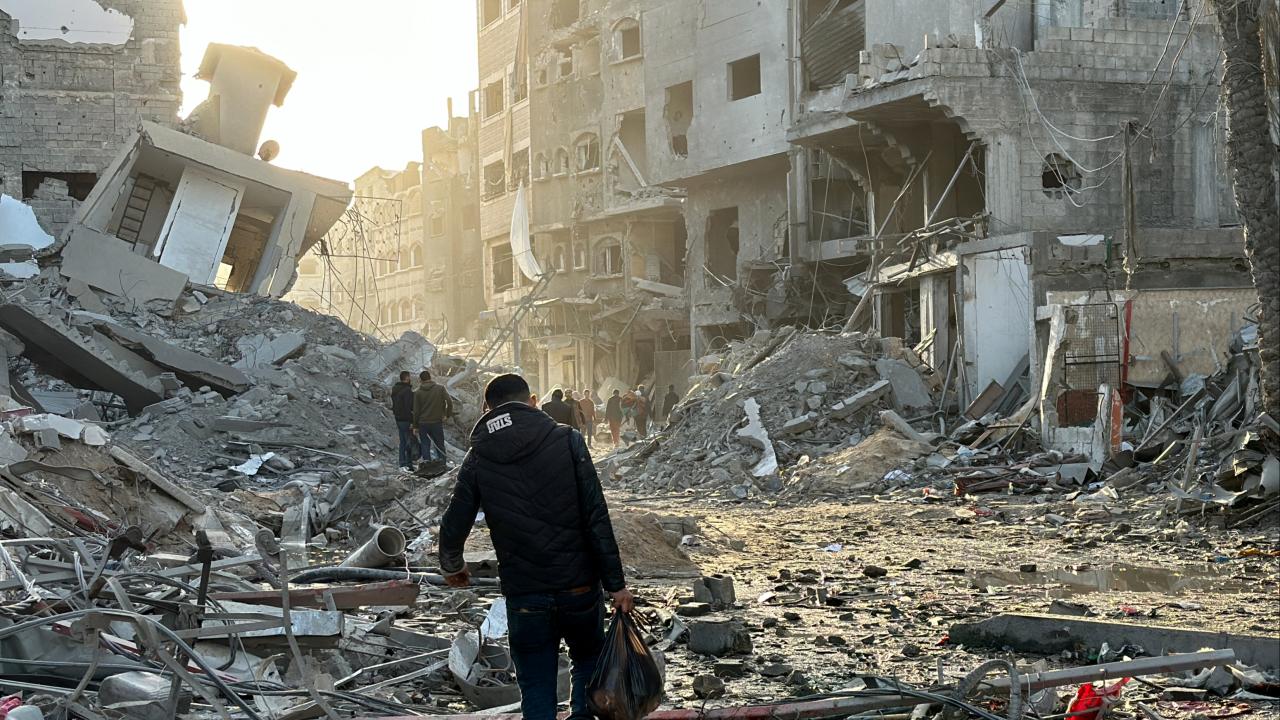 İsrail'in ateşkese rağmen Gazze'ye düzenlediği saldırılarda son 24 saatte 3 Filistinli hayatını kaybetti