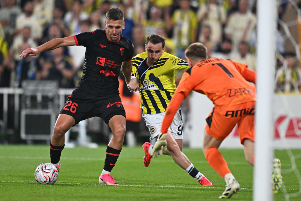 Fenerbahçe, Gornik Zabrze'yi eledi