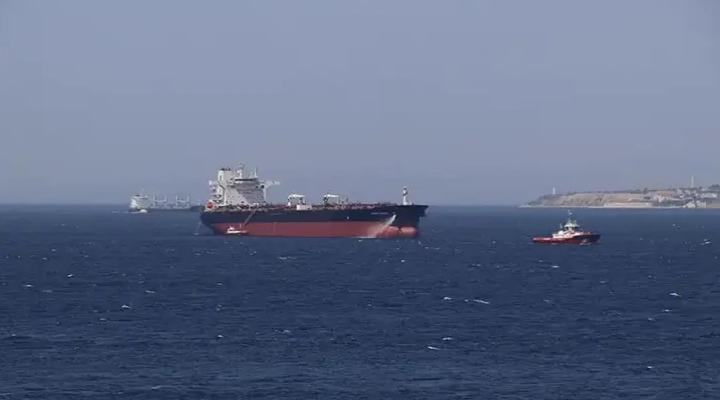 Çanakkale'de tanker arızası