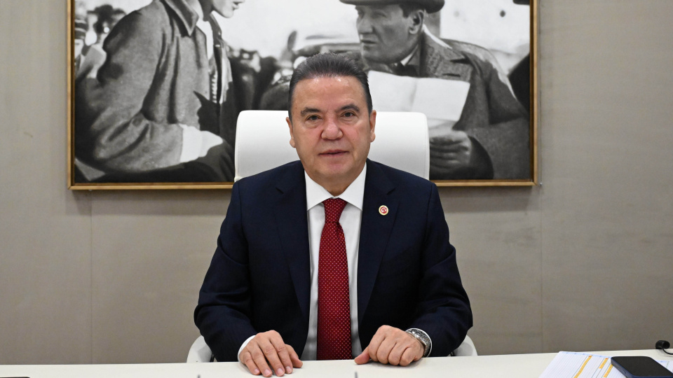 Muhittin Böcek ek ifade verdi: İmamoğlu adaylık için para istedi