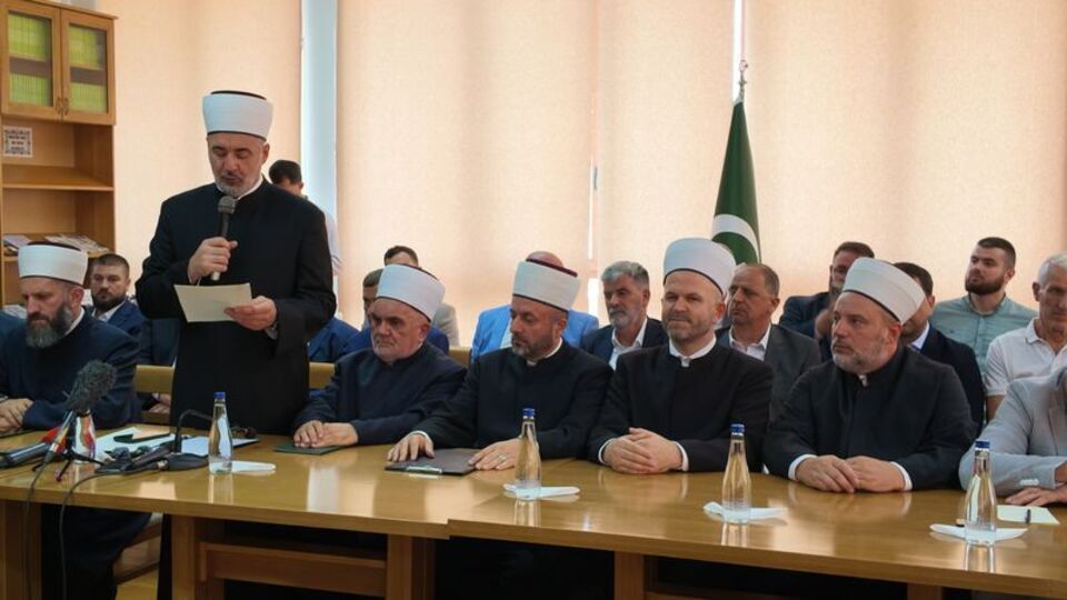 Sırbistan'daki İslam birliklerinden birleşme kararı