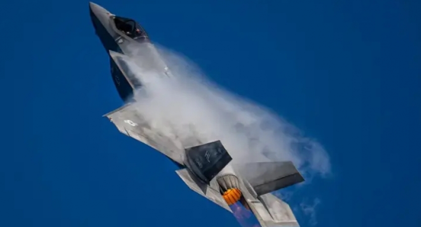 ABD'nin California eyaletinde F-35B savaş uçağı düştü