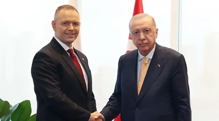 Cumhurbaşkanı Erdoğan, Polonya Cumhurbaşkanı Nawrocki ile bir araya geldi