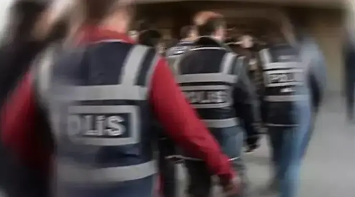 İstanbul merkezli 8 ilde FETÖ’nün ‘izdivaç' sorumlularına yönelik operasyon: 9 gözaltı