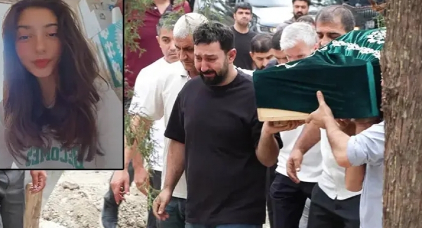 Eyüpsultan'da otobüs yangınında hayatını kaybeden Yüsra son yolculuğuna uğurlandı