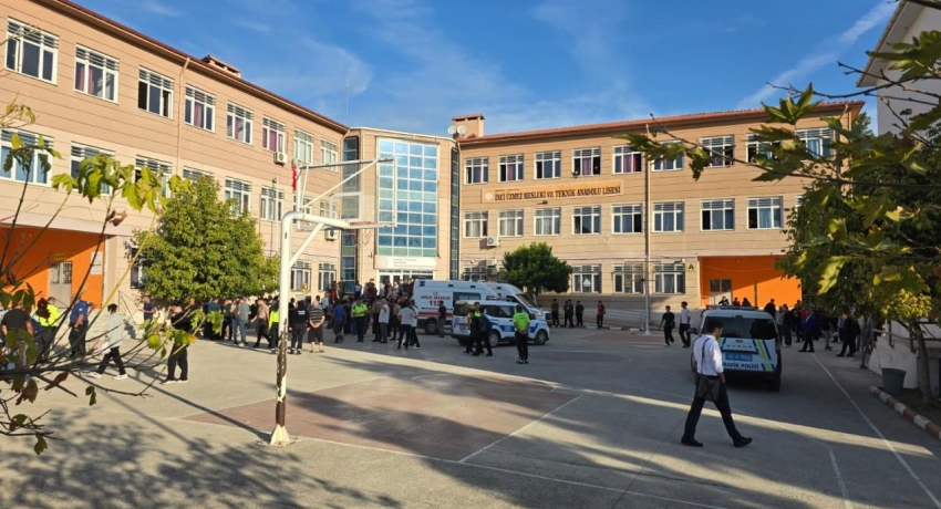 Manisa'da okulun yakınında silahlı saldırı: 2'si ağır 11 öğrenci yaralı