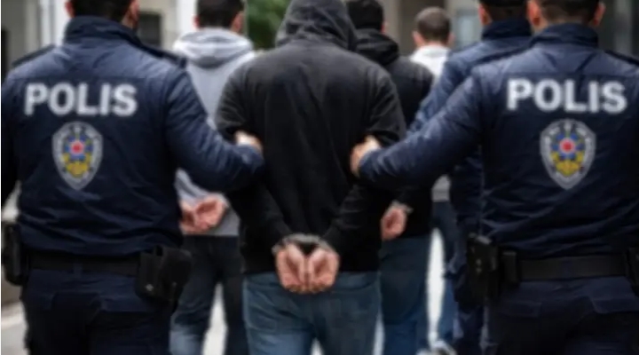 Sanal medyada suç örgütü propagandasına 74 gözaltı