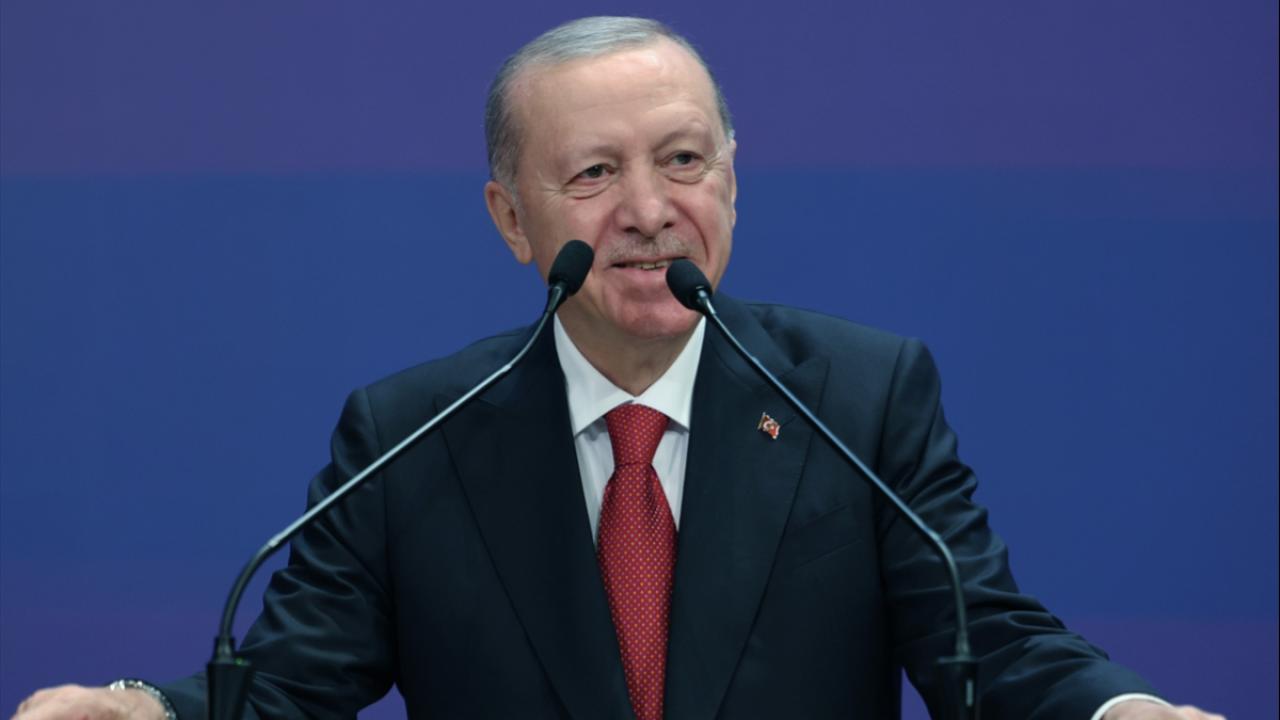 Cumhurbaşkanı Erdoğan'dan üniversitelere yapay zeka uyarısı