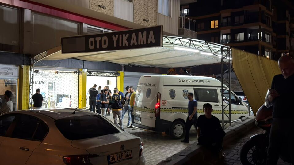Antalya’da oto yıkamacıda silahlı kavga: 2 kişi hayatını kaybetti