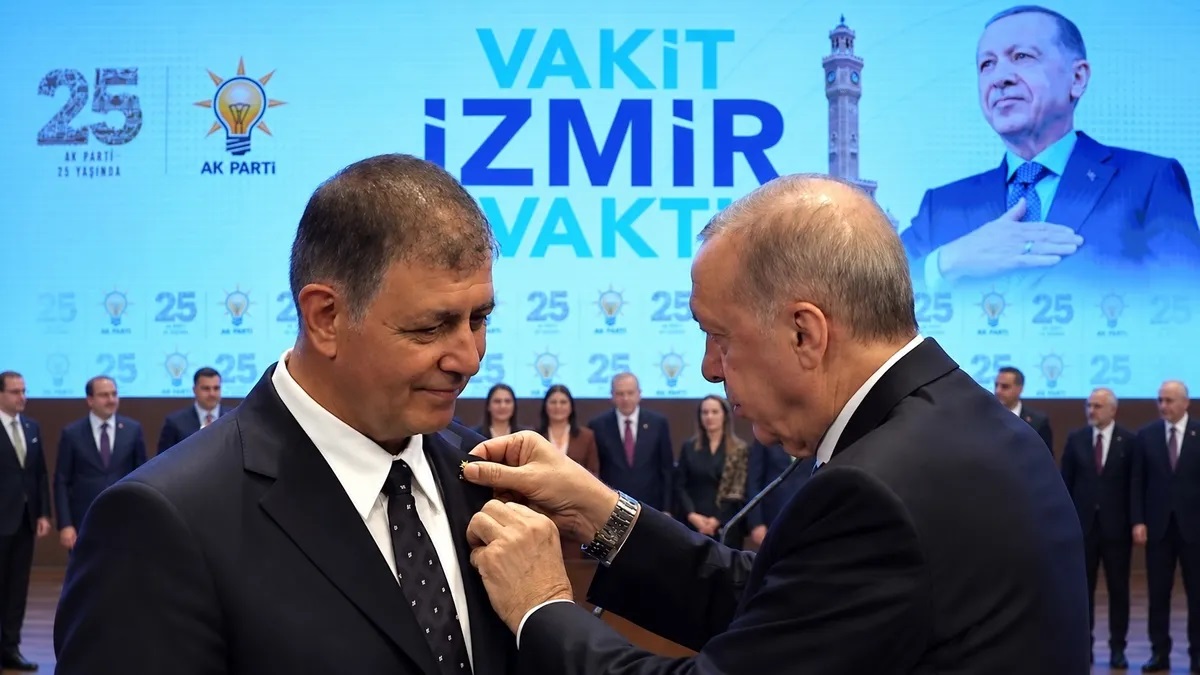 Cemil Tugay AK Parti'ye katıldı