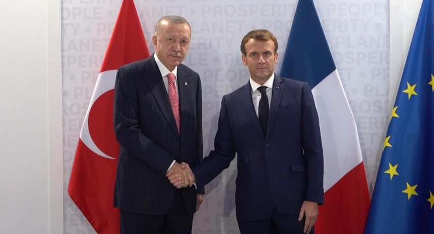Cumhurbaşkanı Erdoğan, Fransa Cumhurbaşkanı Macron ile telefonda görüştü
